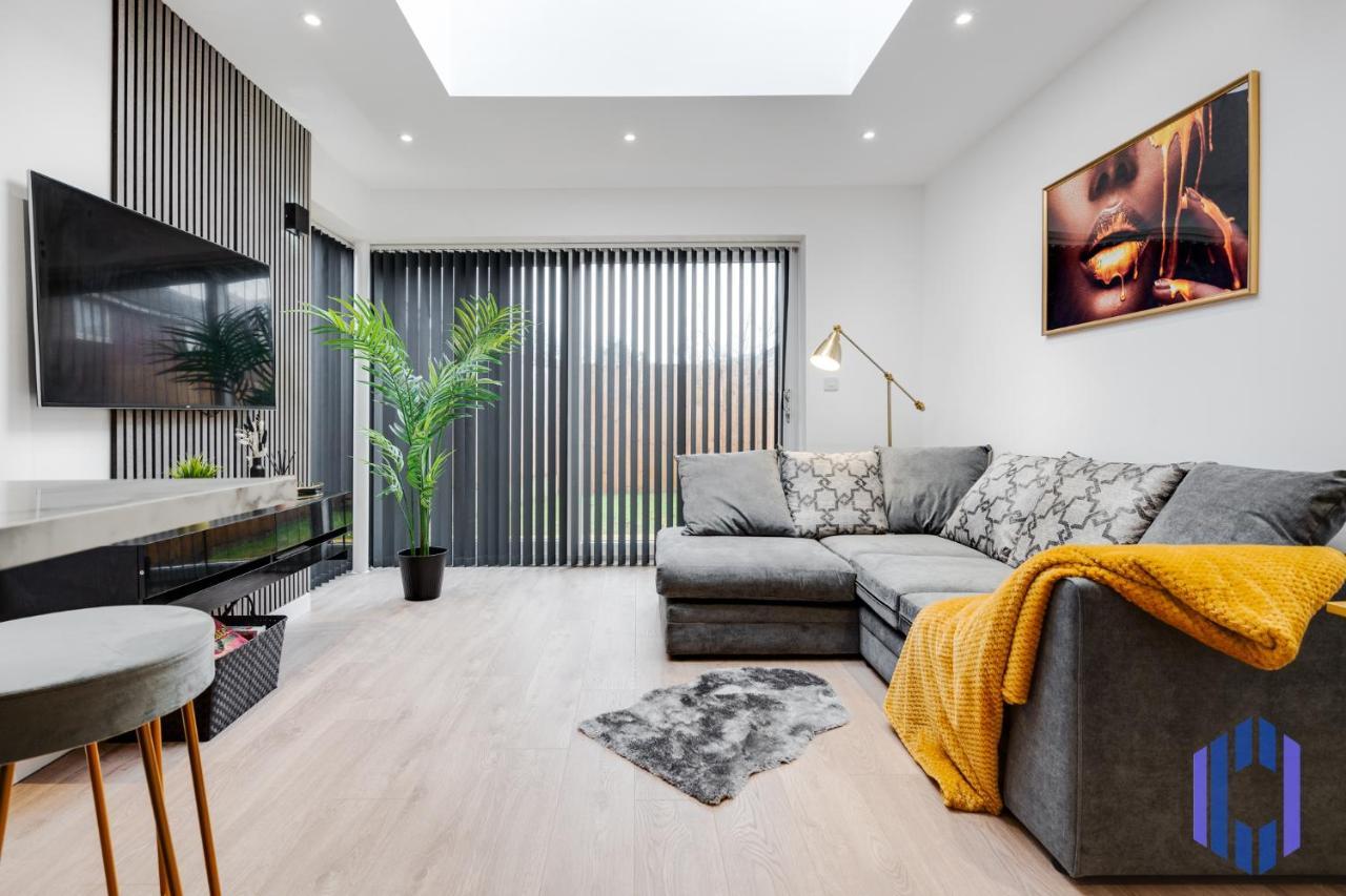 Villa Stylish 4Bd - Coop Live - Etihad - Parking - Ev Mánchester Exterior foto