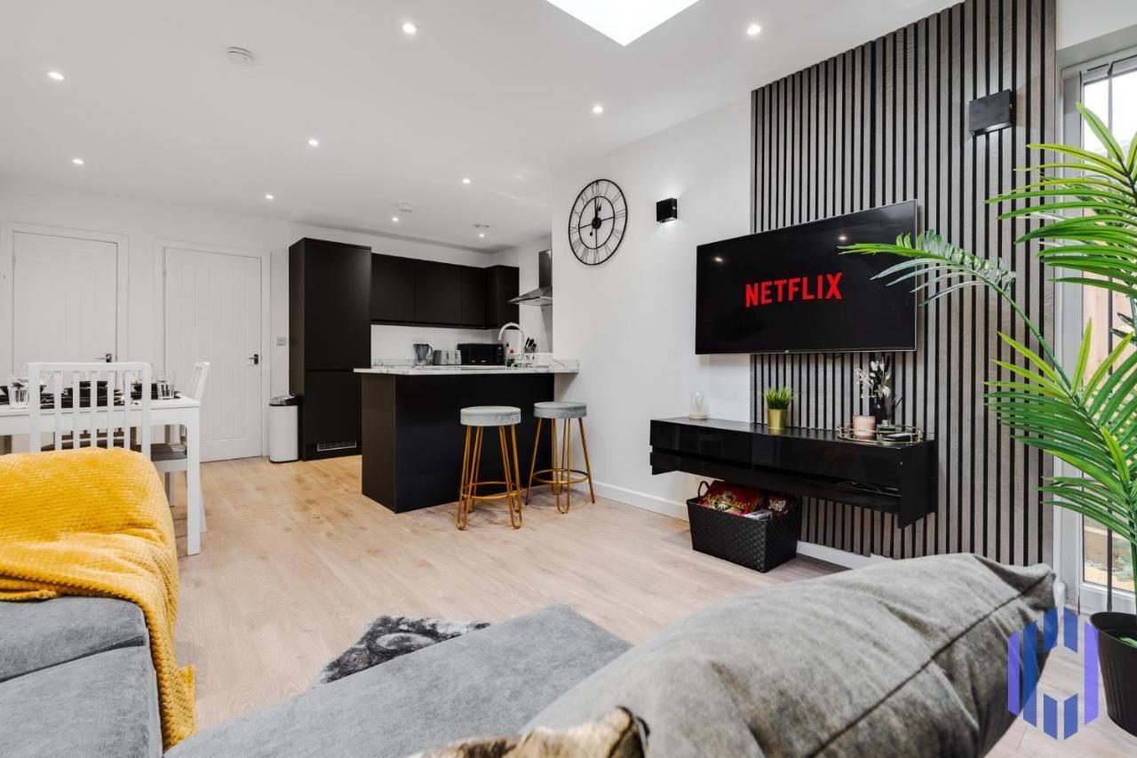 Villa Stylish 4Bd - Coop Live - Etihad - Parking - Ev Mánchester Exterior foto
